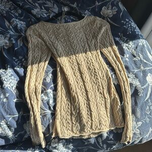 Ralph Lauren Cable Knit Sweater. Size small petite. Beige. BEAUTIFUL.